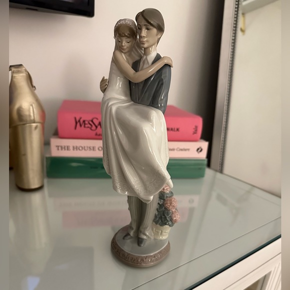 Lladró Vintage Wedding Topper - Picture 2 of 5